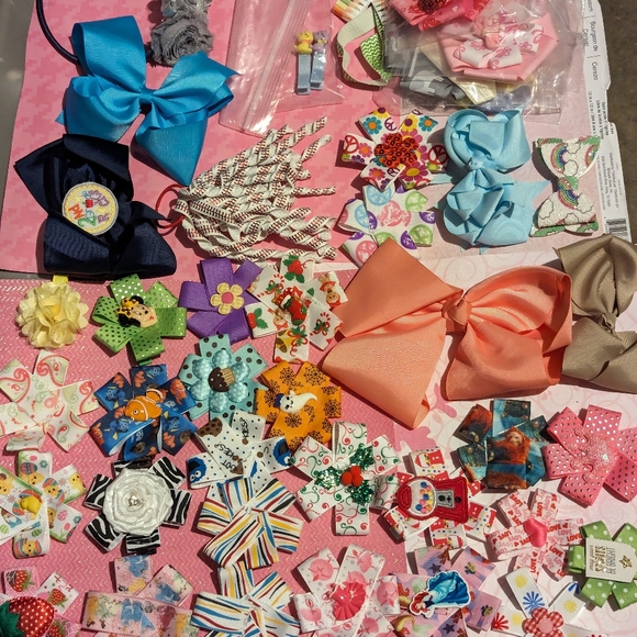 Bows - Picture 9 of 10